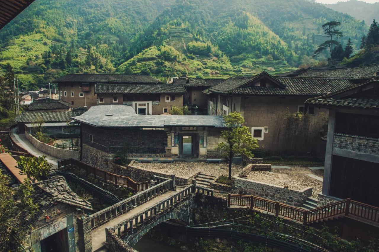 Hotel Tsingpu Tulou Retreat Zhangzhou Exterior foto